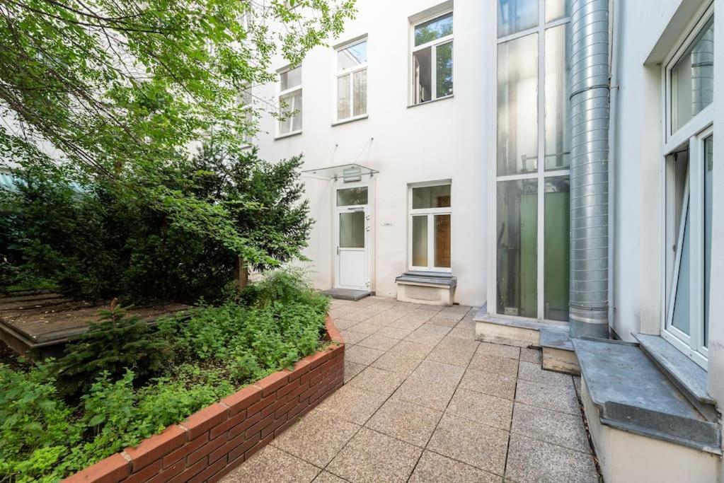 Pristine 1Br Steps From City By Hm ウィーン エクステリア 写真