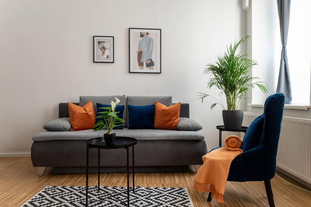 Pristine 1Br Steps From City By Hm ウィーン エクステリア 写真